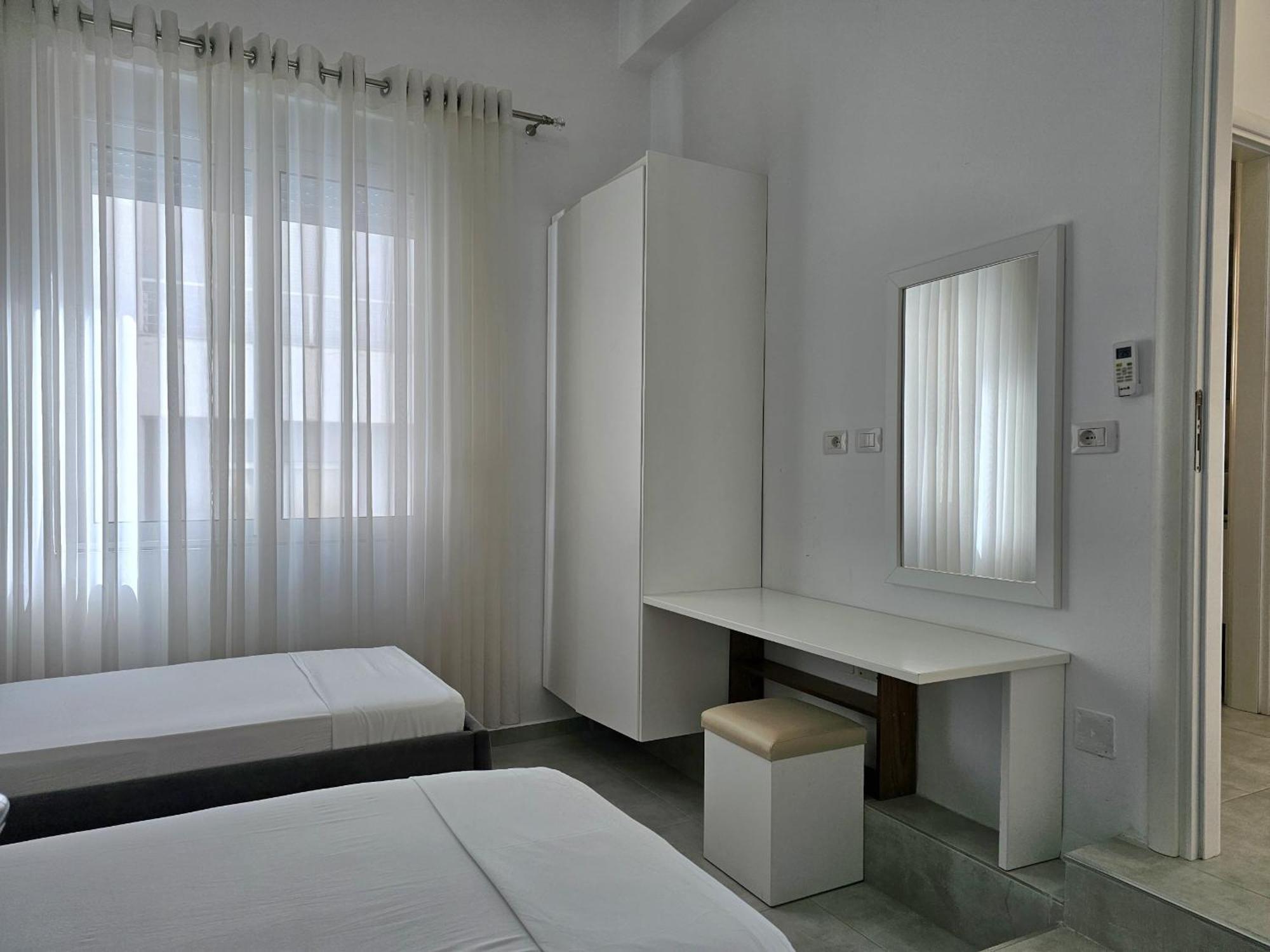 Panorama View Apartments Sarande Luaran gambar