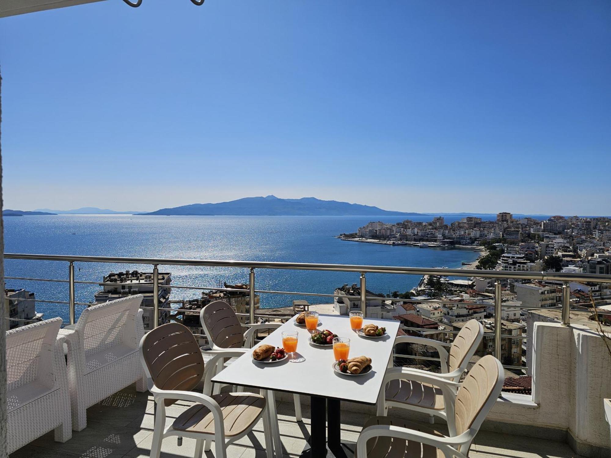 Panorama View Apartments Sarande Luaran gambar